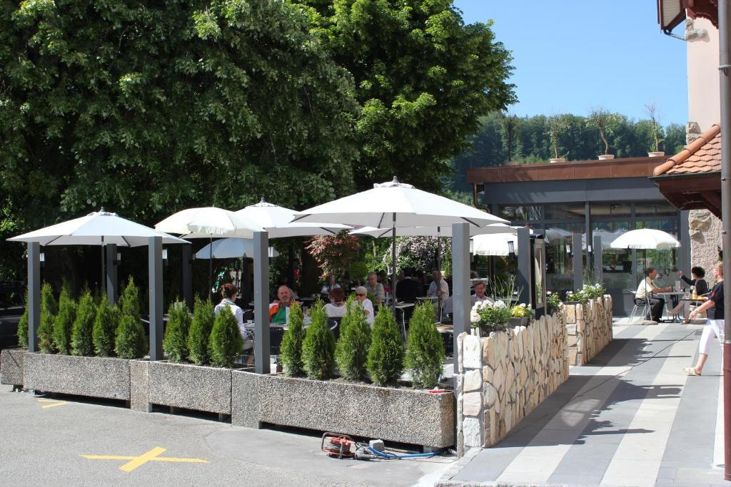 Hotel Acacia Marly-le-Grand Exterior foto